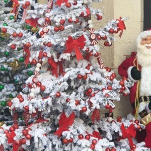 Description de l’enchaînement du cours de rock 4 temps et 6 temps de la semaine du 13 au 19 décembre 2021: L’enchaînement de Noël (1ère, 2ème et 3ème parties) Description de l’enchaînement du cours de rock 4 temps et 6 temps de la semaine du 13 au 19 décembre 2021: L’enchaînement de Noël (1ère, 2ème et 3ème parties)