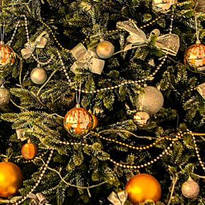 Cours de danse Paris – Description de l’enchaînement de la semaine du 08 au 14 décembre 2025: L’enchaînement de Noël – 1ère et 2ème parties (en 2 versions) Cours de danse Paris – Description de l’enchaînement de la semaine du 08 au 14 décembre 2025: L’enchaînement de Noël – 1ère et 2ème parties (en 2 versions)