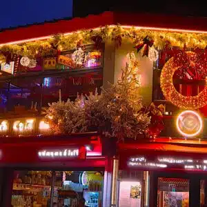 Cours de rock 4 temps – Cours de rock 6 temps – Description de l’enchaînement de la semaine du 15 au 21 décembre 2025: L’enchaînement de Noël – 1ère, 2ème et 3ème parties (en 2 versions) Cours de rock 4 temps – Cours de rock 6 temps – Description de l’enchaînement de la semaine du 15 au 21 décembre 2025: L’enchaînement de Noël – 1ère, 2ème et 3ème parties (en 2 versions)