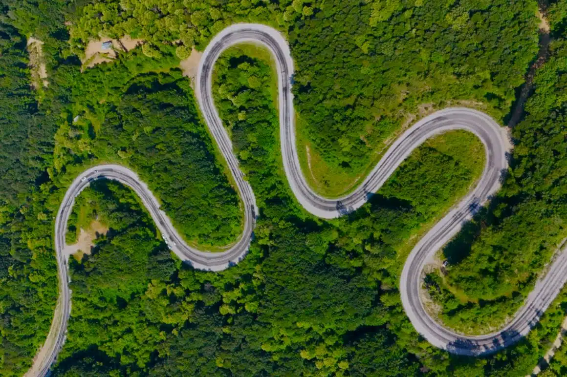 Cours de rock 4 temps – Cours de rock 6 temps – Description de l’enchaînement de la semaine de 20 au 26 avril 2026 (cours uniquement mardi à 19h15 et samedi à 14h): Le serpentin Cours de rock 4 temps – Cours de rock 6 temps – Description de l’enchaînement de la semaine de 20 au 26 avril 2026 (cours uniquement mardi à 19h15 et samedi à 14h): Le serpentin