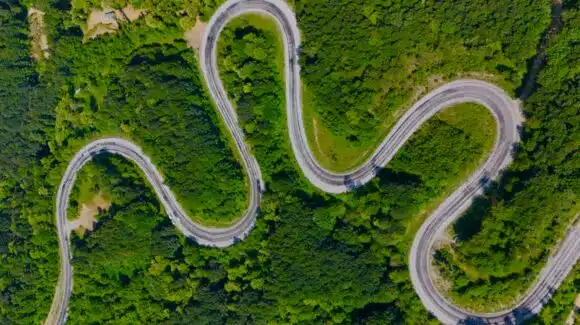 Cours de rock 4 temps – Cours de rock 6 temps – Description de l’enchaînement de la semaine de 20 au 26 avril 2026 (cours uniquement mardi à 19h15 et samedi à 14h): Le serpentin Cours de rock 4 temps – Cours de rock 6 temps – Description de l’enchaînement de la semaine de 20 au 26 avril 2026 (cours uniquement mardi à 19h15 et samedi à 14h): Le serpentin